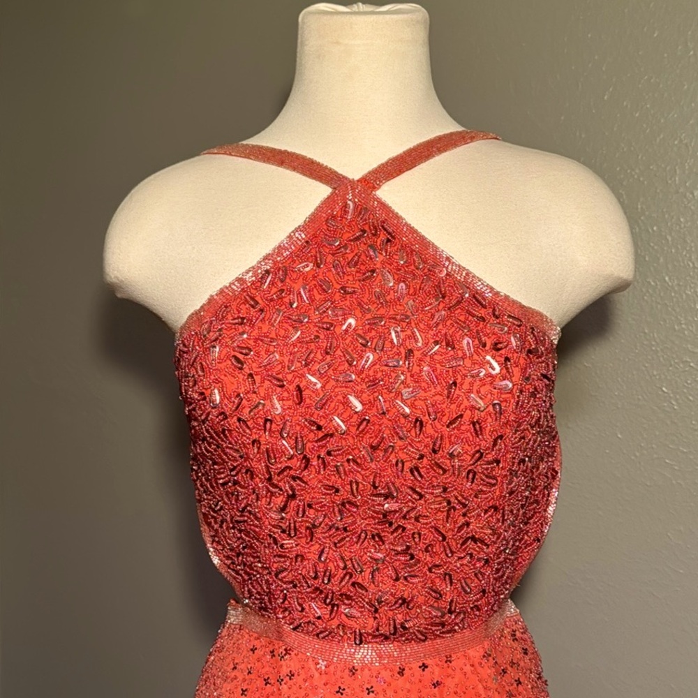 Crosslisted        ***SOLD***         Coral “shrimp” pink, vintage, fully beaded - Picture 3 of 16